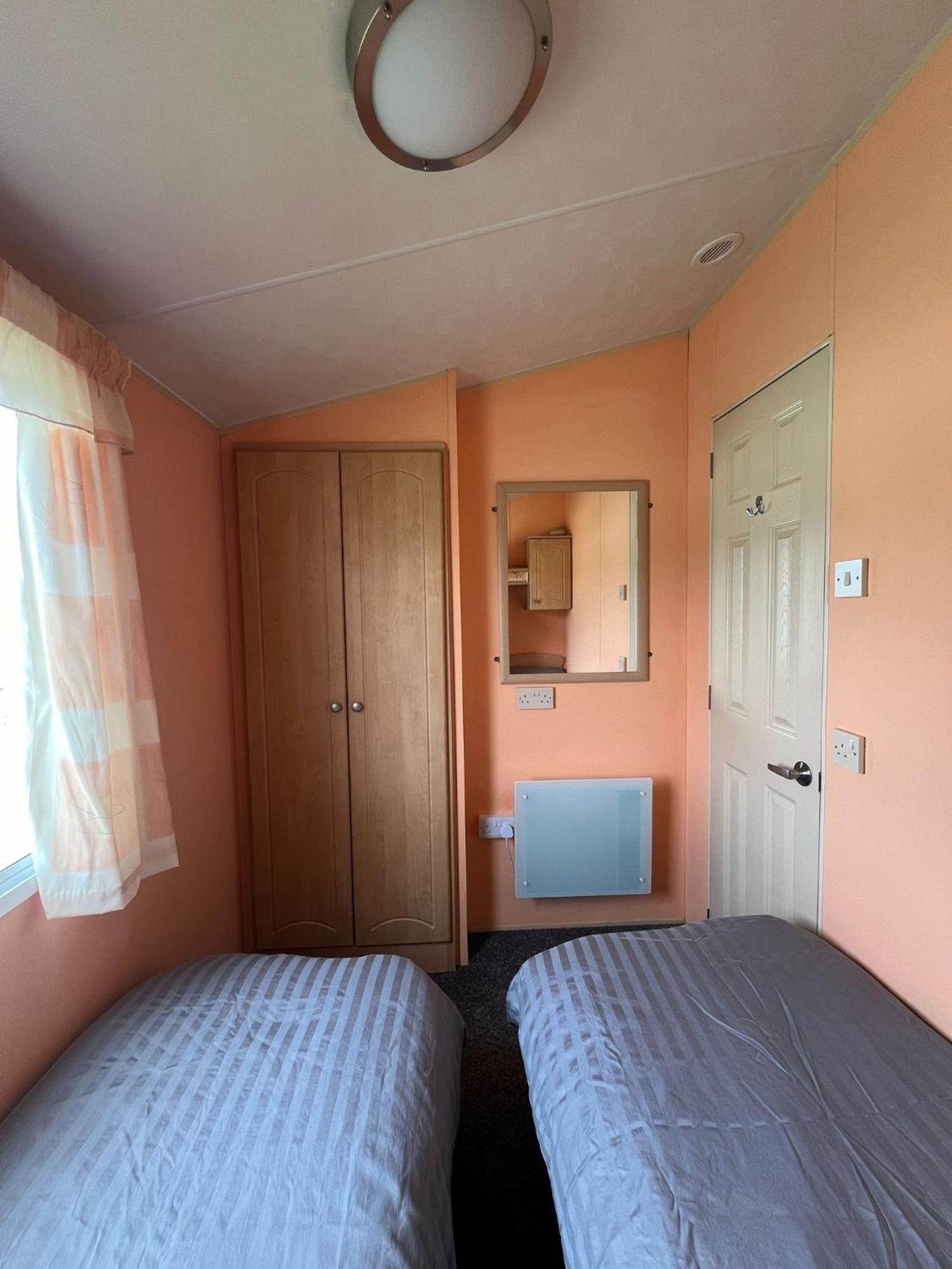 Light And Airy 2 Bedroom Mobile Home Aberystwyth Kültér fotó