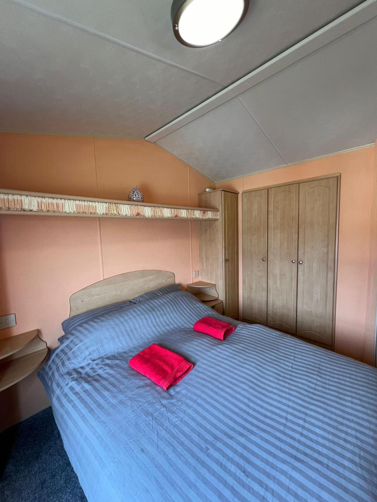 Light And Airy 2 Bedroom Mobile Home Aberystwyth Kültér fotó
